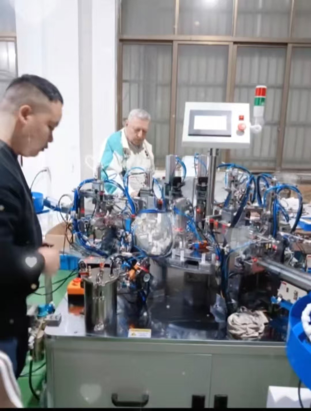 Clientes do Egito vêm visitar nossa fábrica